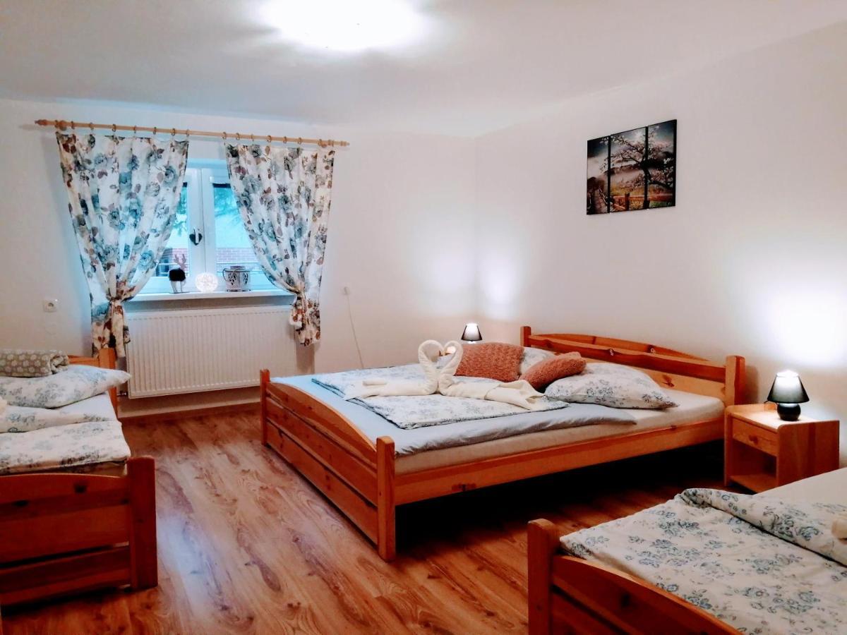 Apartman Paula -Dovolenka Pri Aquaparku Liptovský Mikuláš Екстериор снимка