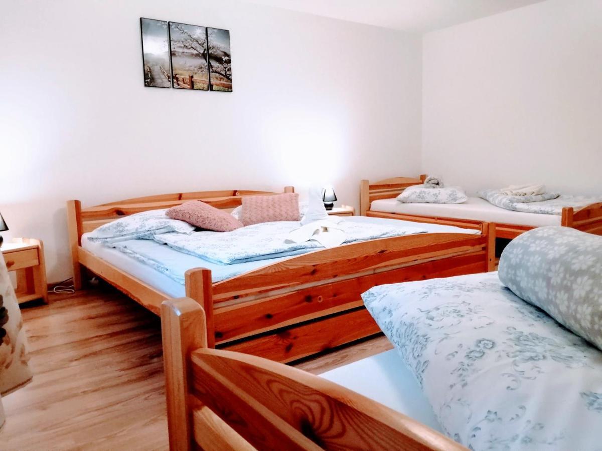Apartman Paula -Dovolenka Pri Aquaparku Liptovský Mikuláš Екстериор снимка