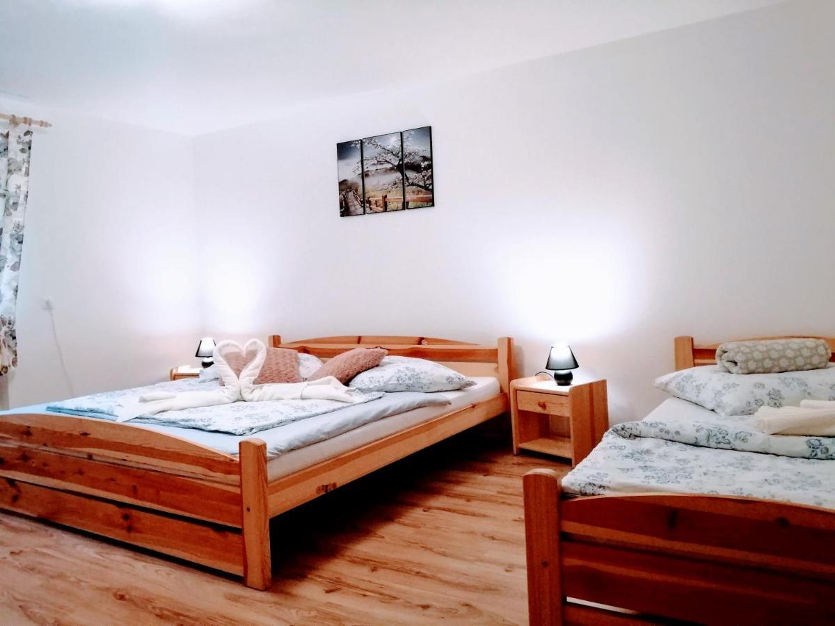 Apartman Paula -Dovolenka Pri Aquaparku Liptovský Mikuláš Екстериор снимка